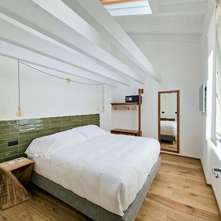 Il Caruggio Flat Apartment Вараце Екстериор снимка